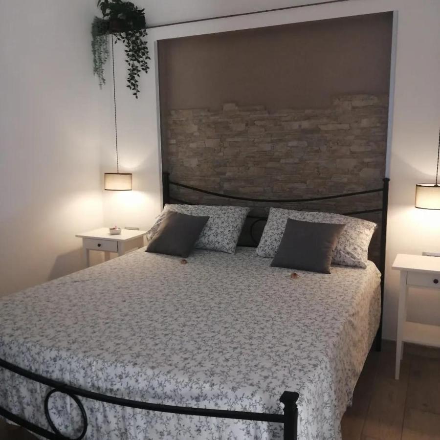 Prima Stella Tourist Rooms Minturno Eksteriør billede